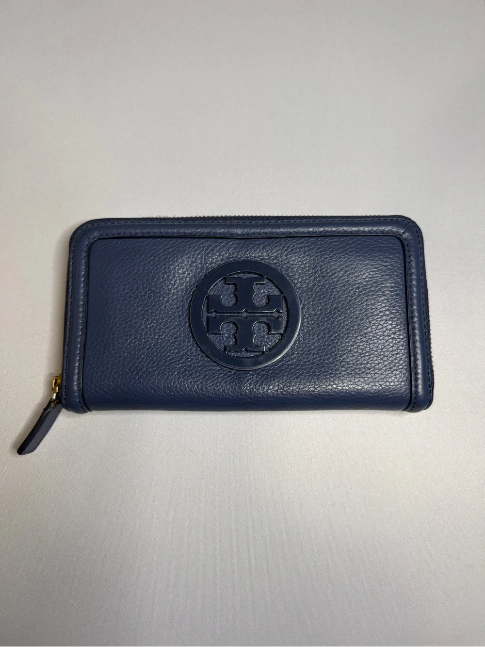 Tory Burch Navy Leather Zip Wallet with Logo Emblem